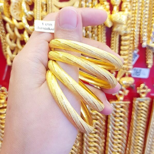 23k Thailand Gold Polished Spiral Gold Bangle